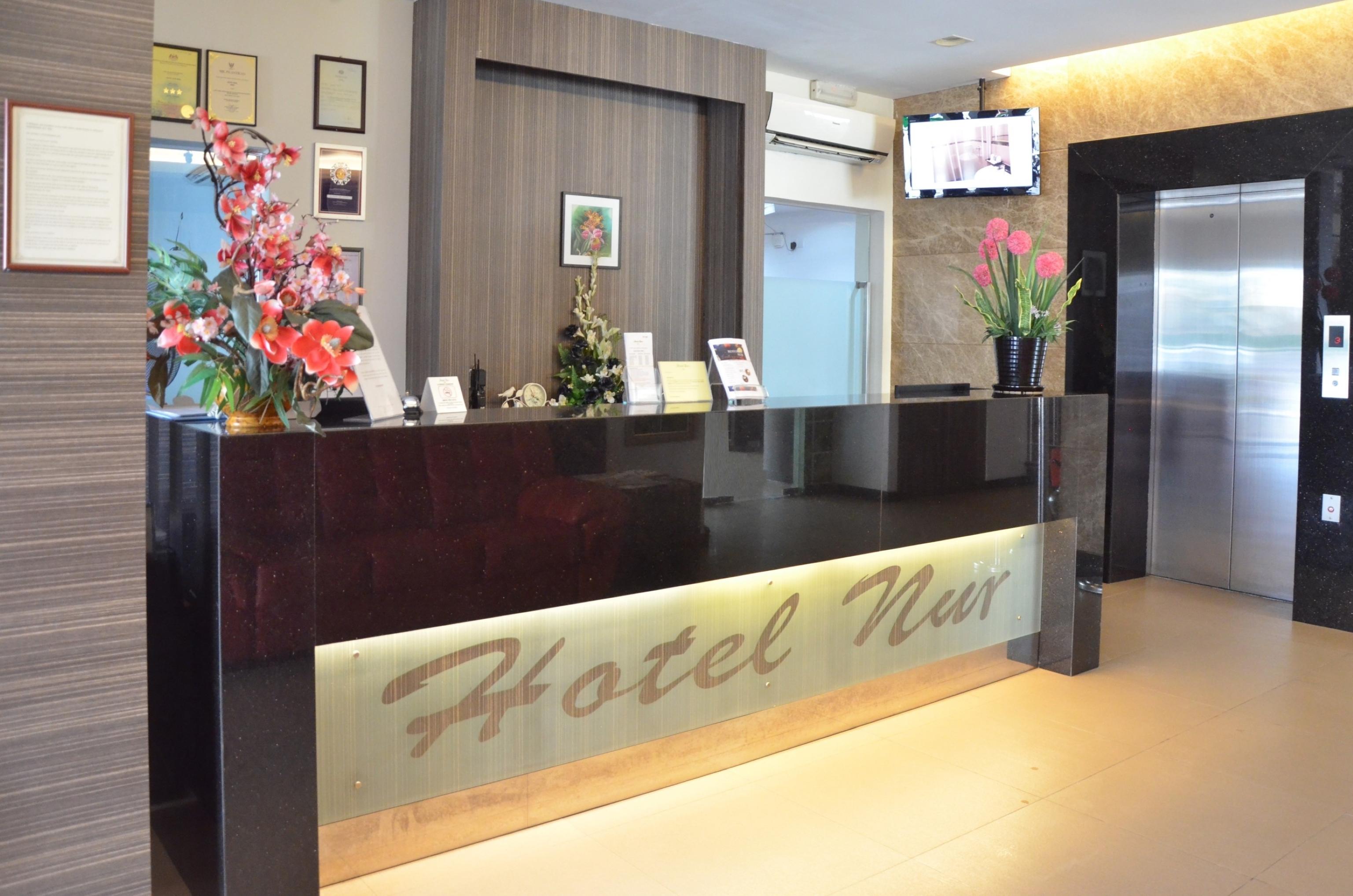 Super Oyo 985 Hotel Nur Miri Exterior foto