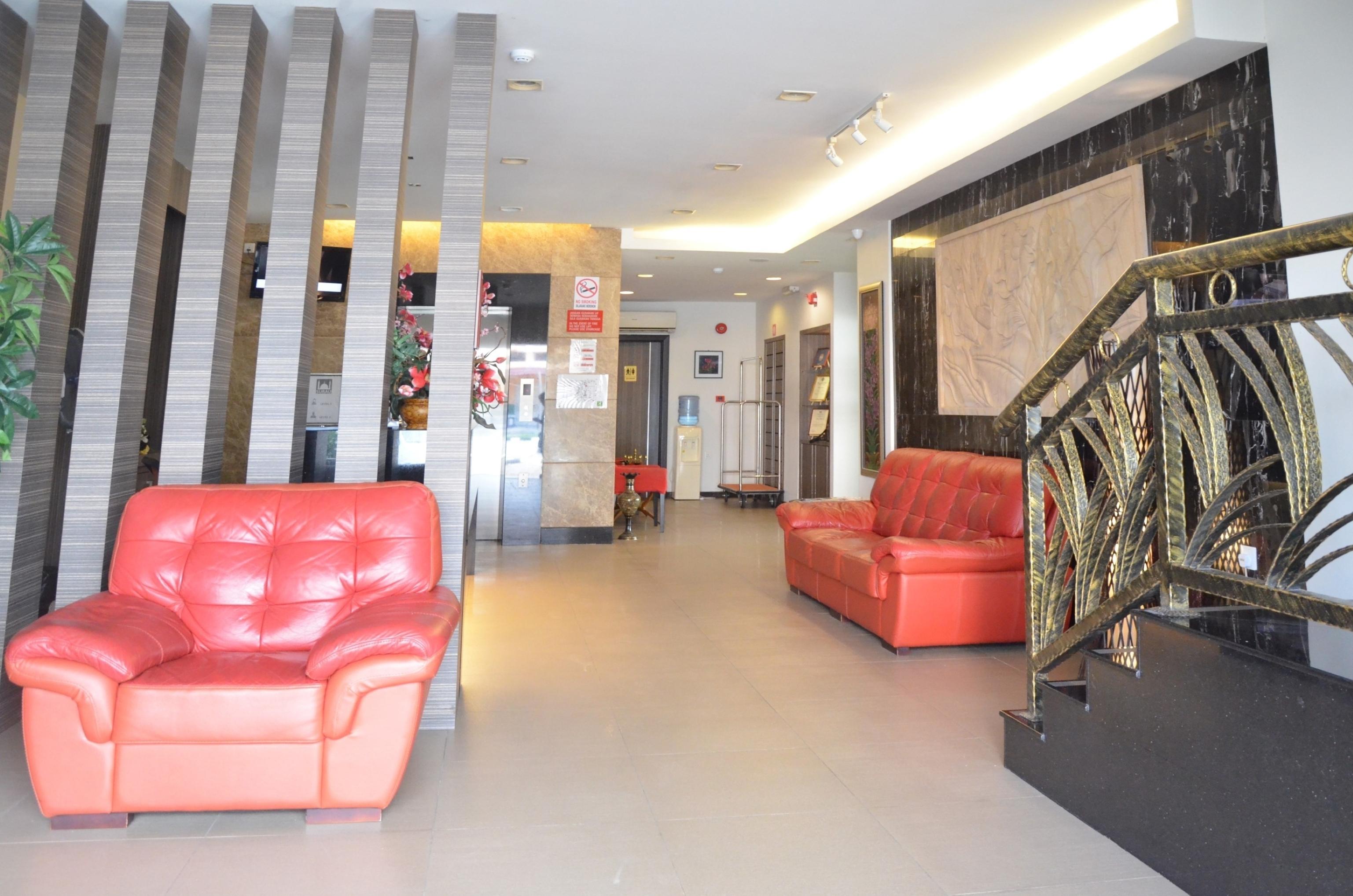 Super Oyo 985 Hotel Nur Miri Exterior foto